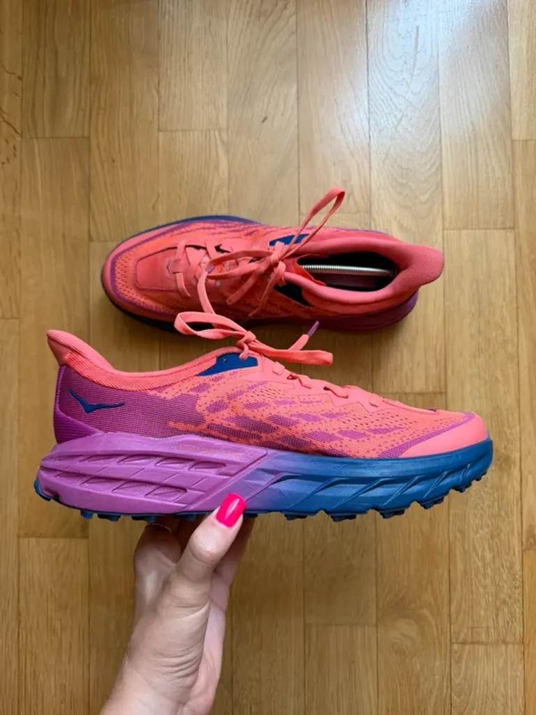 Hoka Speedgoat 5 bike d'occasion — image 2 sur 11