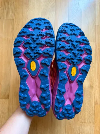 Hoka Speedgoat 5 bike d'occasion — image 9 sur 11