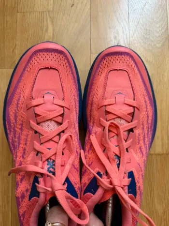 Hoka Speedgoat 5 bike d'occasion — image 3 sur 11