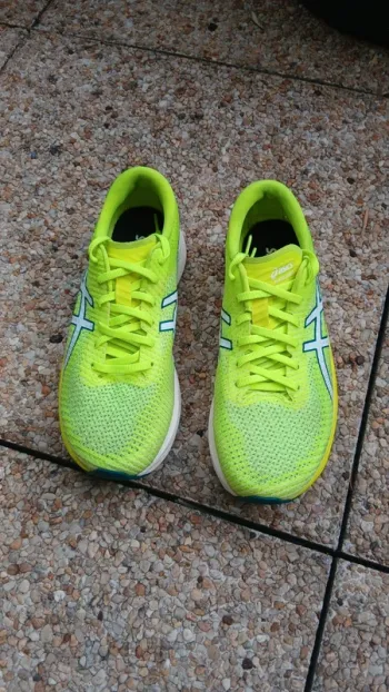 Tweedehands Asics MagicSpeed 2 Running Shoes