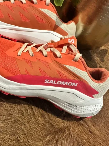 Salomon Running Shoes bike d'occasion — image 2 sur 5