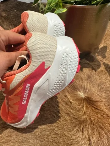 Salomon Running Shoes bike d'occasion — image 5 sur 5
