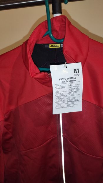 Used Mavic Cosmic Thermo Jacket 2020 bike — image 3 of 9