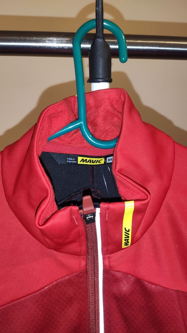 Used Mavic Cosmic Thermo Jacket 2020 bike — image 2 of 9