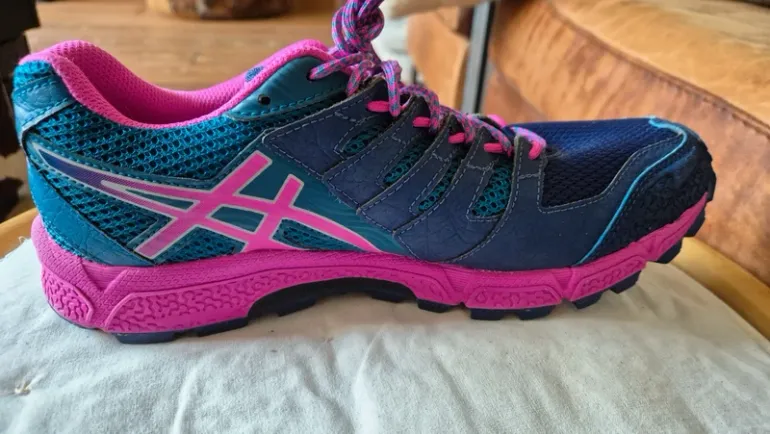 Brugt Asics Gel Fuji Attack 4 bike — billede 4 af 9