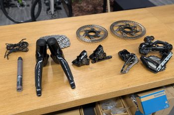 Brugt Shimano Dura Ace Di2 R9270 Groupset Groupset
