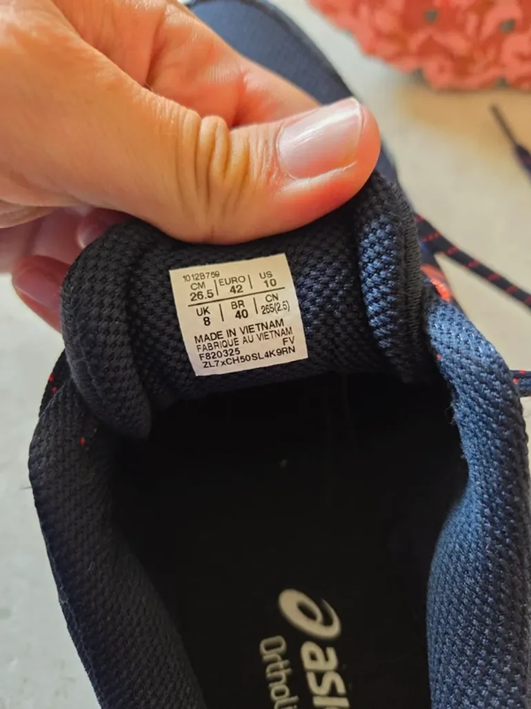 Used Asics Gel-Venture 10 bike — image 3 of 3