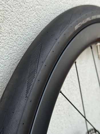 Used Syncros Capital 1.0 40 2025 bike — image 3 of 9