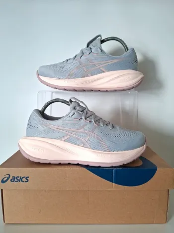 Gebrauchtes Asics Gel Cumulus 28 Running Shoes