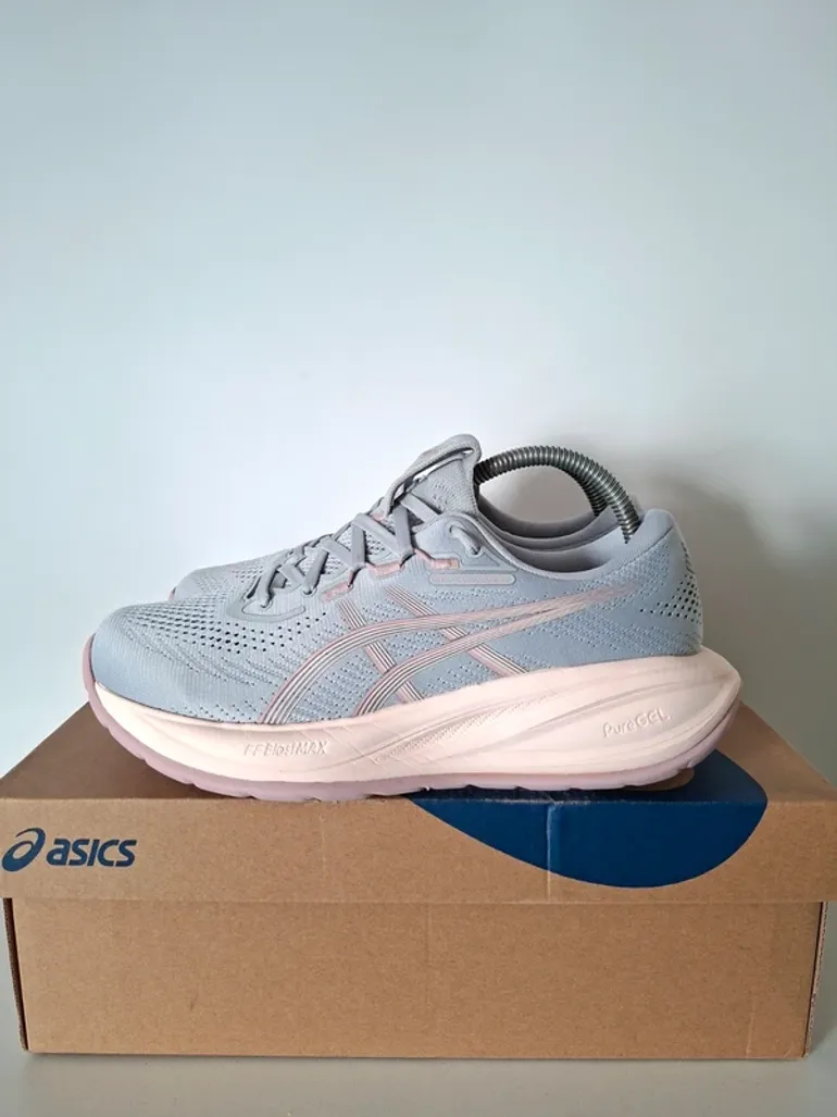 Brugt Asics Gel Cumulus 28 bike — billede 6 af 13