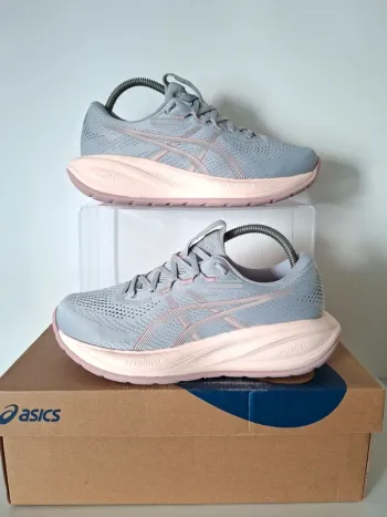 Brugt Asics Gel Cumulus 28 bike — billede 2 af 13