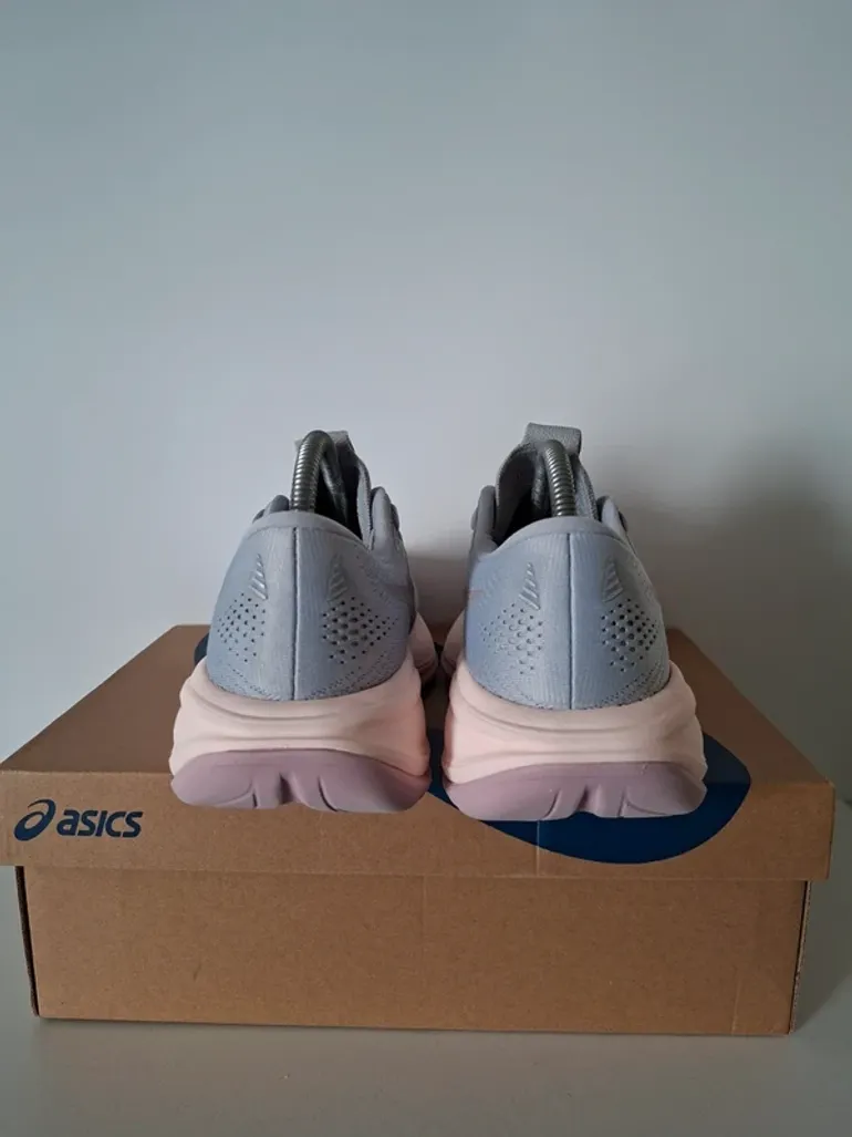 Brugt Asics Gel Cumulus 28 bike — billede 10 af 13