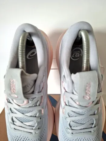 Brugt Asics Gel Cumulus 28 bike — billede 9 af 13