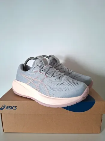 Brugt Asics Gel Cumulus 28 bike — billede 4 af 13