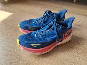 Gebrauchtes Hoka Clifton 9 Running Shoes