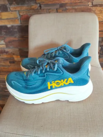 Used Hoka Clifton 10 bike — image 2 of 8