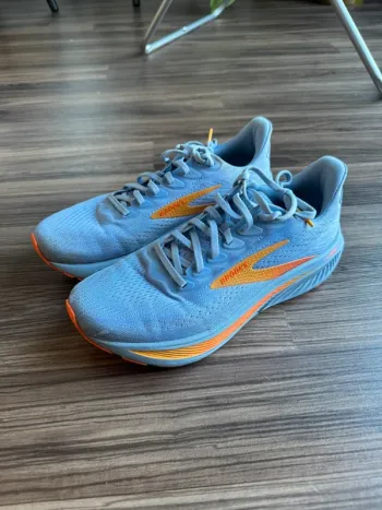 Used Brooks Ghost 17 Running Shoes