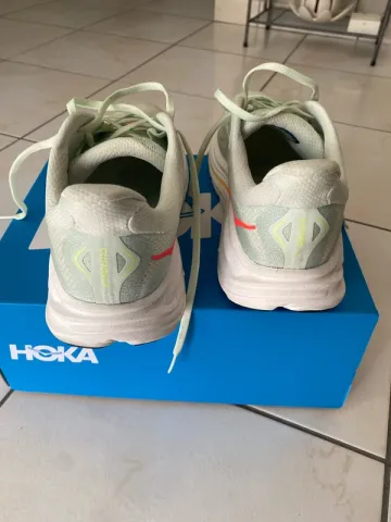 Gebrauchtes Hoka Clifton 10 bike — Bild 8 von 13