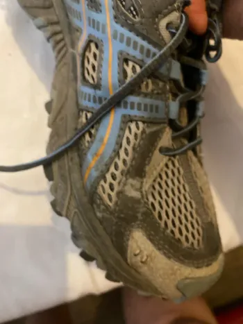 Used Asics Gel Trabucco bike — image 13 of 15