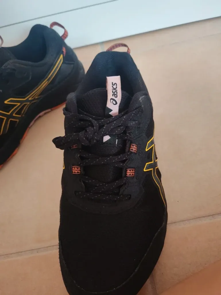Tweedehands Asics Gel-Venture 10 bike — afbeelding 2 van 4