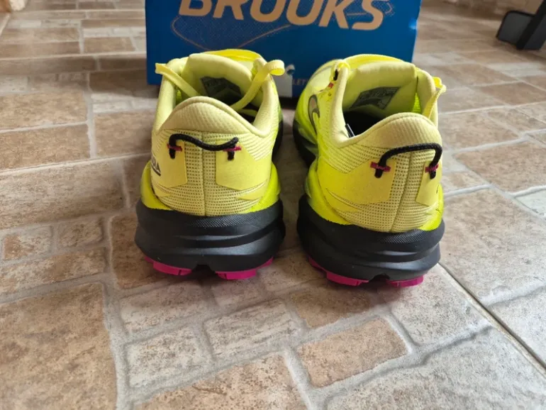 Brooks Cascadia 19 bike d'occasion — image 2 sur 7