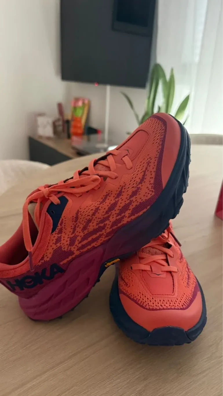 Gebrauchtes Hoka Speedgoat 5 bike — Bild 3 von 6