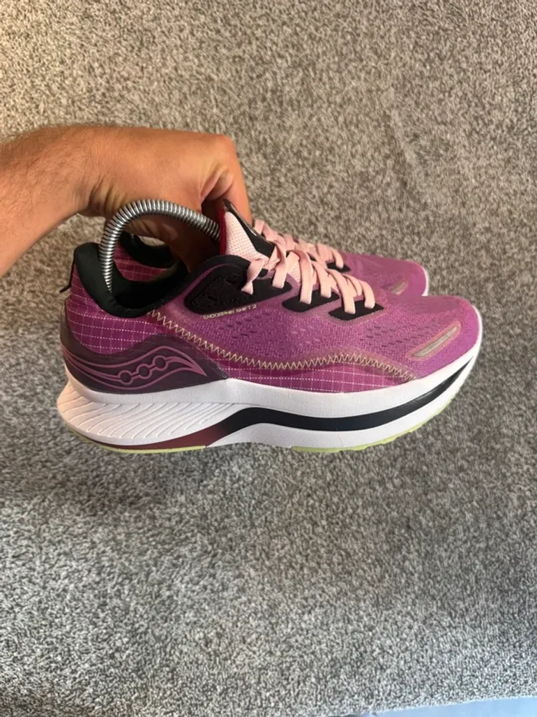 Used Saucony Endorphin Shift 2 bike — image 6 of 11