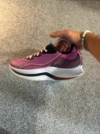 Used Saucony Endorphin Shift 2 bike — image 7 of 11