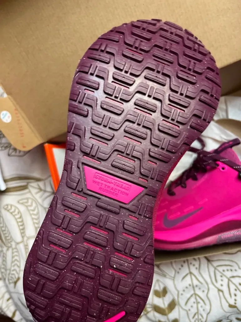 Used Rose Nike Infinity RN4 bike — image 3 of 5