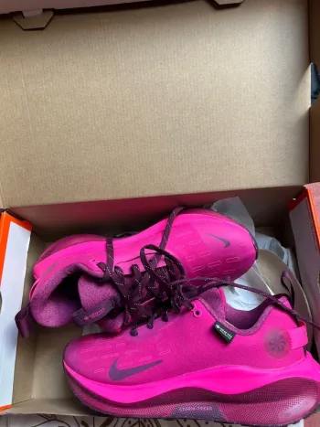 Used Rose Nike Infinity RN4 Running Shoes