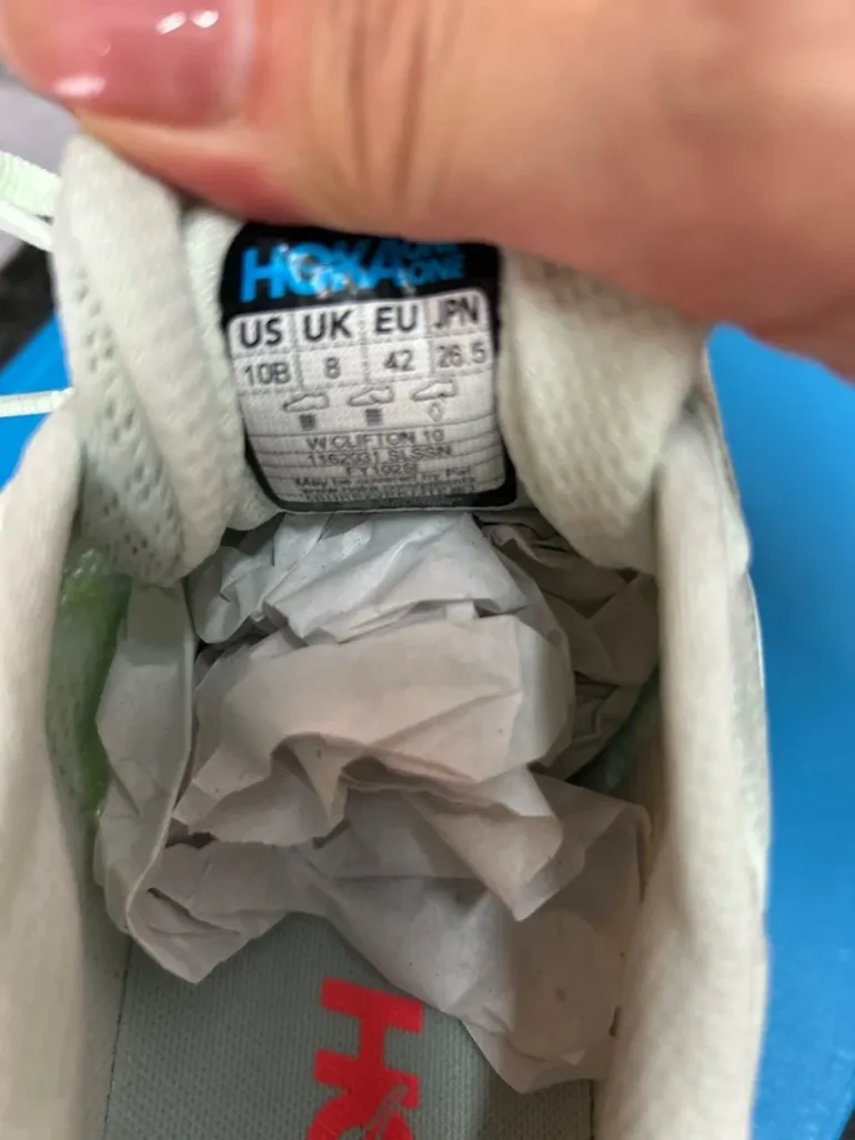 Used Hoka Running Shoes bike — image 4 of 7