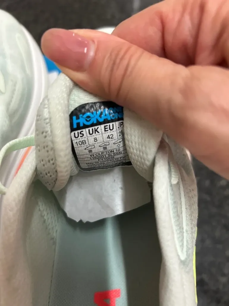 Used Hoka Running Shoes bike — image 5 of 7
