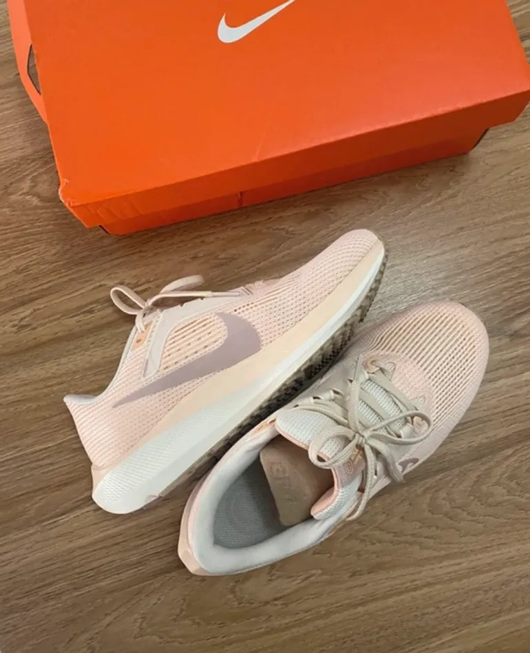 Nike Women Running bike d'occasion — image 2 sur 6