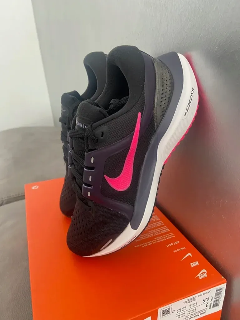 Käytetty Nike Air Zoom Vomero 16 bike — kuva 3 / 12