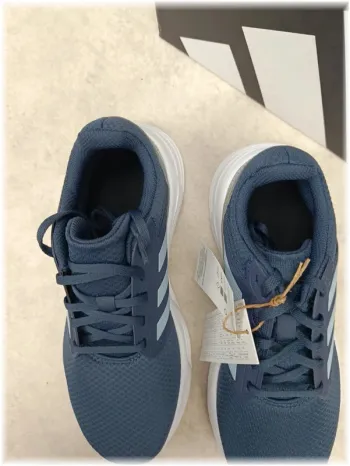 Used Adidas Galaxy 6 bike — image 6 of 10