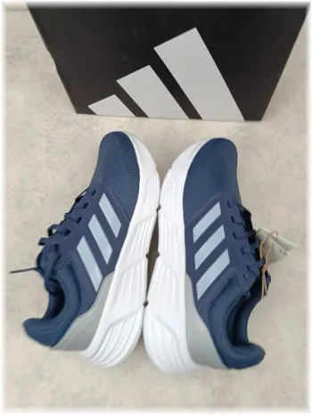 Used Adidas Galaxy 6 bike — image 4 of 10