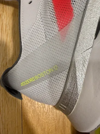 Continental Adizero Boston 12 bike d'occasion — image 3 sur 4