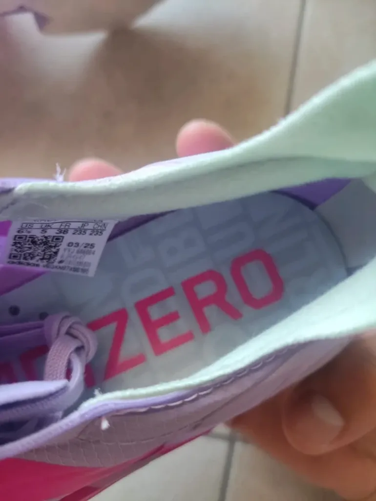 Used Adidas Adizero Adios Pro 4 bike — image 8 of 15