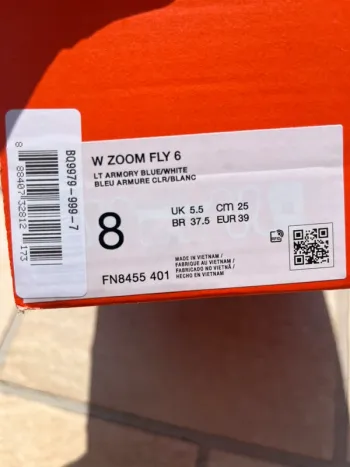 Used Nike Zoom Fly 6 bike — image 4 of 4