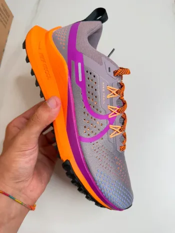 Tweedehands Pegasus Nike React Trail 4 bike — afbeelding 2 van 8