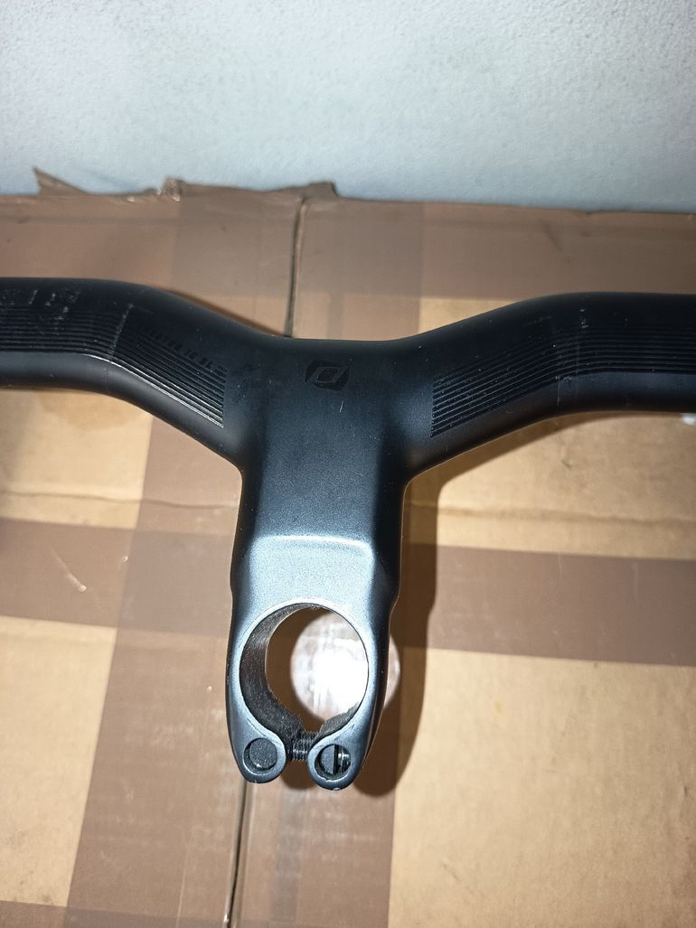 Brugt Syncros Creston iC SL Aero Handlebar 2024 bike — billede 2 af 4