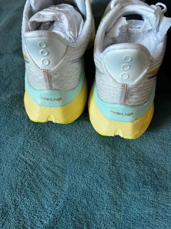 Used Saucony Endorphin Speed 5 bike — image 3 of 4