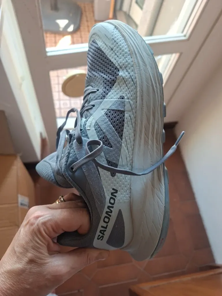 Used Salomon Running Shoes bike — image 4 of 4