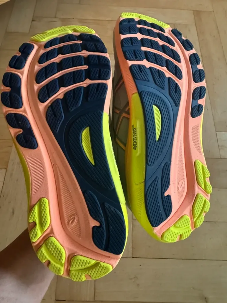 Used Asics Gel-Kayano 31 bike — image 5 of 8