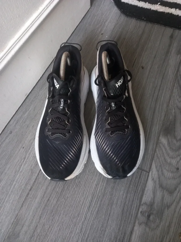 Hoka One One Running Shoes bike d'occasion — image 2 sur 7