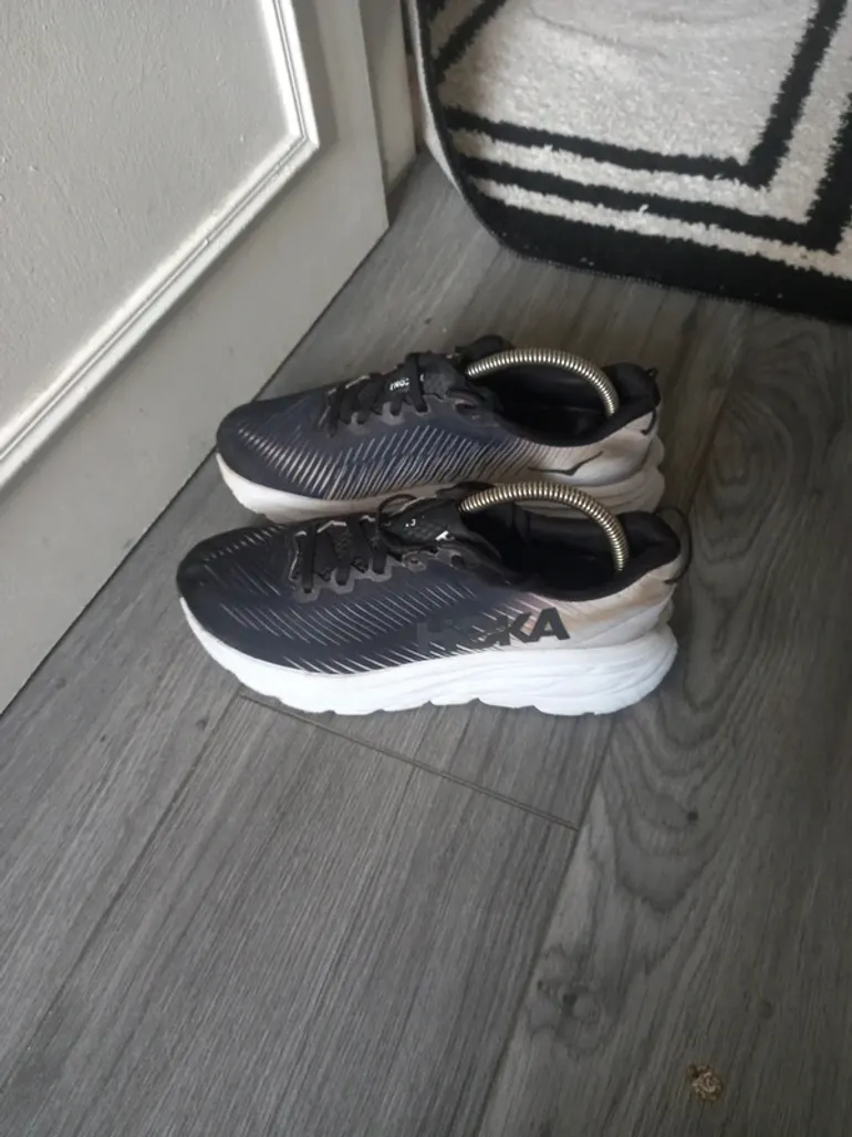Hoka One One Running Shoes bike d'occasion — image 3 sur 7