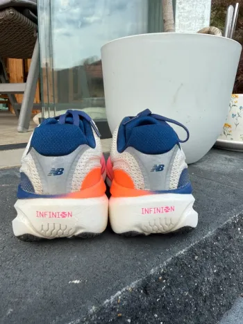 New Balance 1080 v15 bike d'occasion — image 6 sur 7