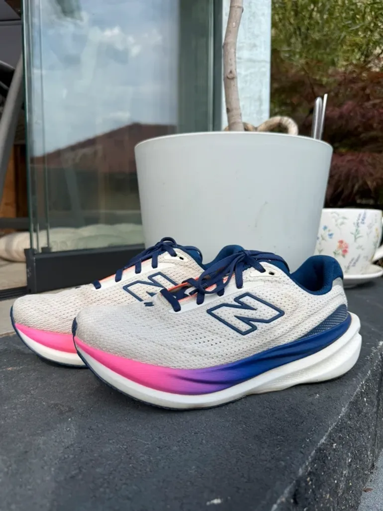 New Balance 1080 v15 bike d'occasion — image 2 sur 7