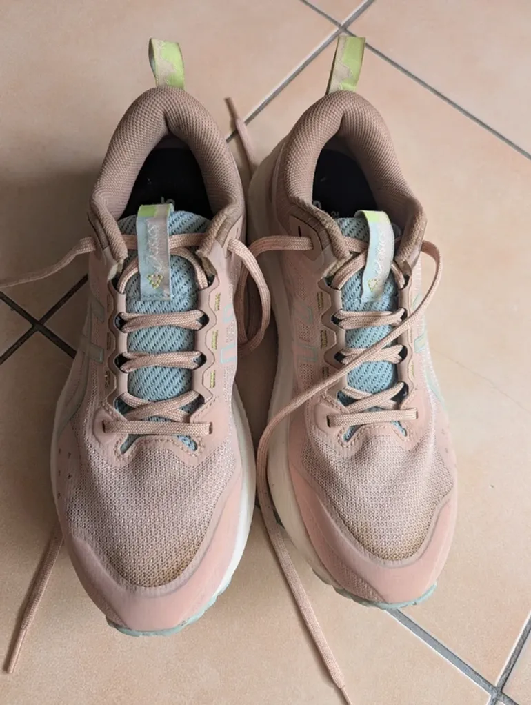 Used Asics Trabuco Terra bike — image 4 of 6
