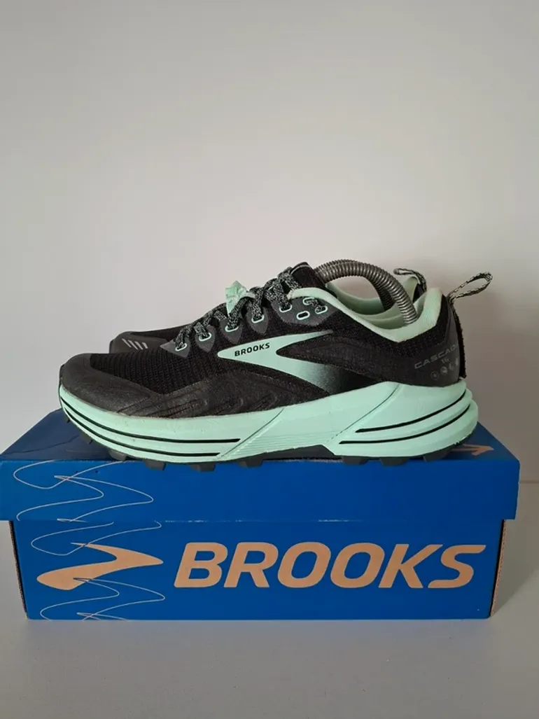 Used Brooks Cascadia 16 bike — image 6 of 14